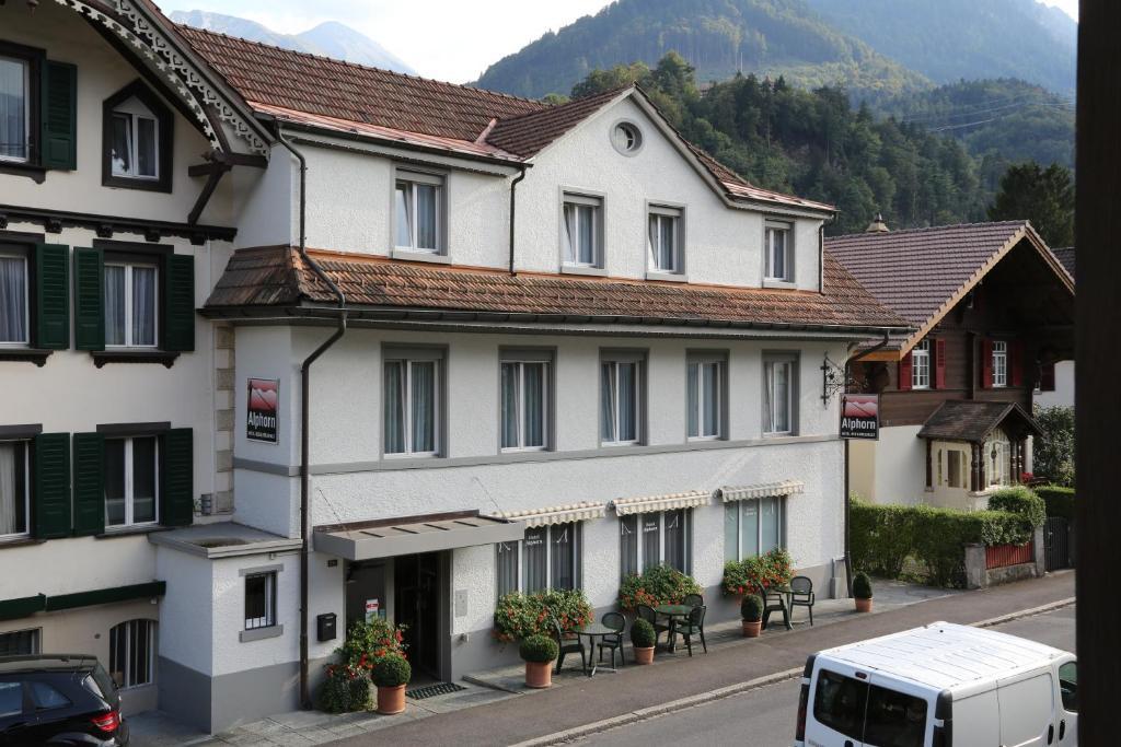 Hotel Alphorn Interlaken Exteriör bild